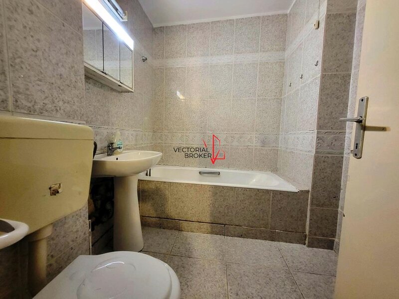 TITAN-BARAJE / 4 CAMERE / 2 BALCOANE / VEDERE MIXTA-LIBERA