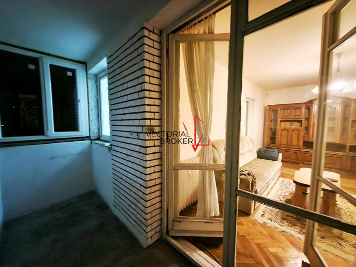 TITAN-BARAJE / 4 CAMERE / 2 BALCOANE / VEDERE MIXTA-LIBERA